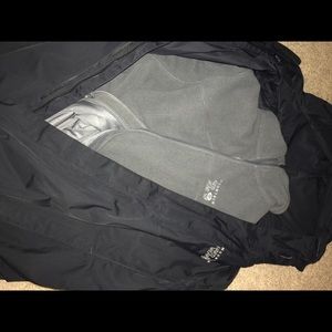 Mountain hardware Men’s large winter coat